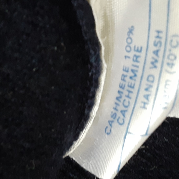 Jaeger black 100% cashmere sweater sz 40 - Picture 4 of 4